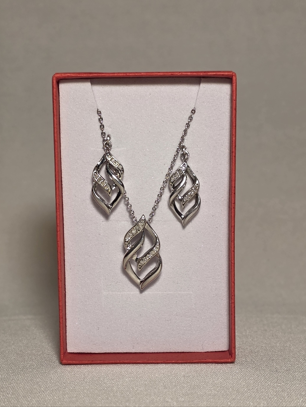 MAX + STONE Stunning Genuine Diamond 925 Sterling Silver Eternity Set+ Free Gift